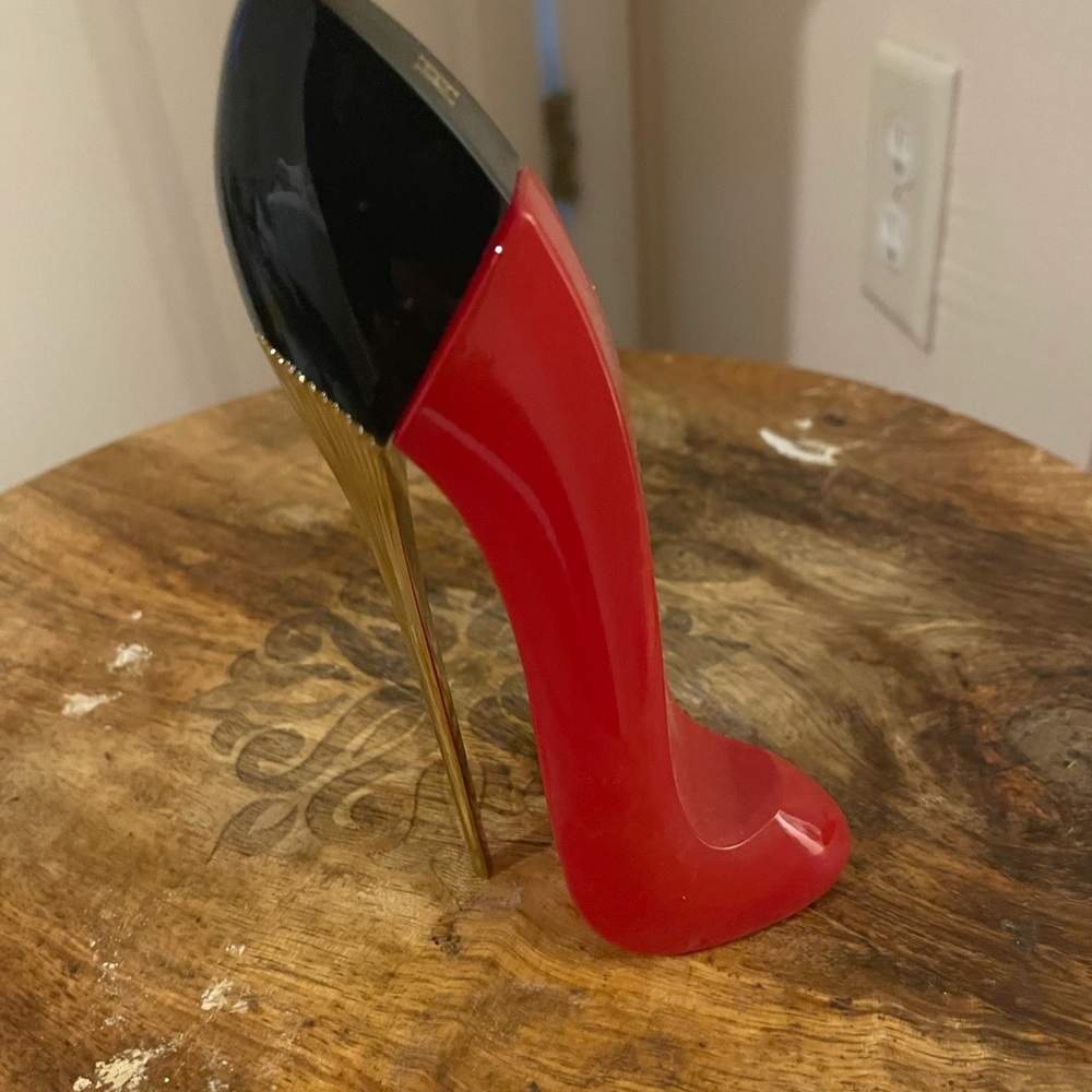 Carolina Herrera perfume